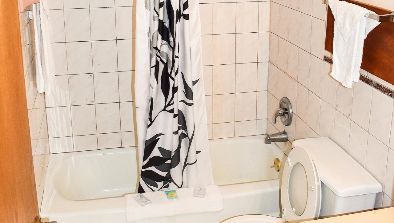 Magnuson Hotel Extended Stay Canton Ohio Lake Cable Экстерьер фото