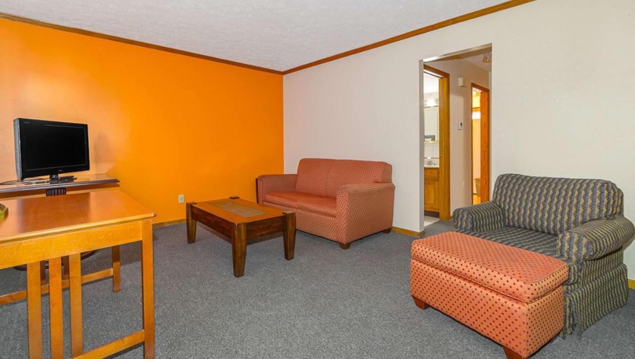 Magnuson Hotel Extended Stay Canton Ohio Lake Cable Экстерьер фото